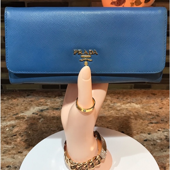 PRADA Saffiano Leather Continental Wallet πππ₯ - Picture 3 of 17